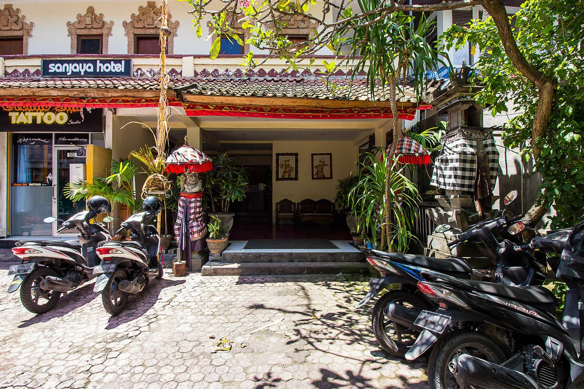 Hotel Sanjaya Managed By Tinggal Kuta  Exterior photo